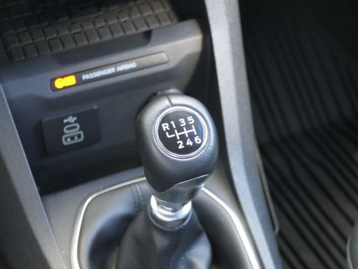 Ford Transit Courier Limited 1.0 EcoBoost | Winter Pack | Navigatie | Lichtmetalen velgen | Camera | ActivLease financial lease