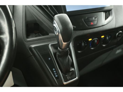 Ford Transit Custom 2.0 TDCI L2H1 | Automaat | Airco | Cruise | Camera | 3 Zits | Trekhaak | 2xSchuifdeur ActivLease financial lease