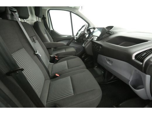 Ford Transit Custom 2.0 TDCI L2H1 | Automaat | Airco | Cruise | Camera | 3 Zits | Trekhaak | 2xSchuifdeur ActivLease financial lease