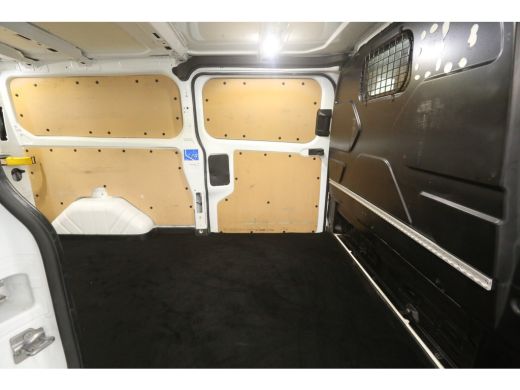 Ford Transit Custom 2.0 TDCI L2H1 | Automaat | Airco | Cruise | Camera | 3 Zits | Trekhaak | 2xSchuifdeur ActivLease financial lease
