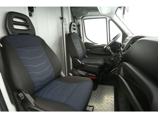 Iveco Daily 35S14 2.3 410 | Foodtruck | Verkoopwagen | Airco | Camera | Zijdeur | Eventtruck ActivLease financial lease
