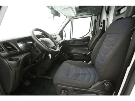Iveco Daily 35S14 2.3 410 | Foodtruck | Verkoopwagen | Airco | Camera | Zijdeur | Eventtruck ActivLease financial lease