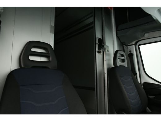 Iveco Daily 35S14 2.3 410 | Foodtruck | Verkoopwagen | Airco | Camera | Zijdeur | Eventtruck ActivLease financial lease