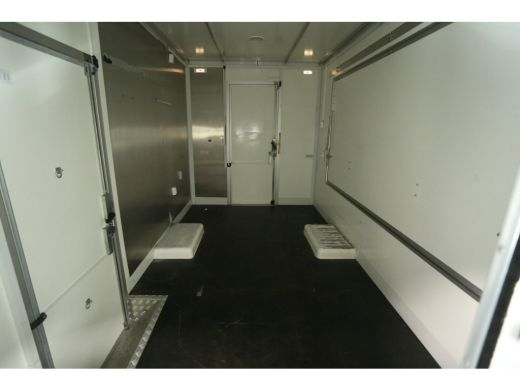 Iveco Daily 35S14 2.3 410 | Foodtruck | Verkoopwagen | Airco | Camera | Zijdeur | Eventtruck ActivLease financial lease