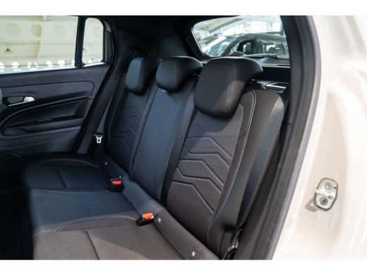 Jeep Avenger Summit 54 kWh | Tot 8 Jaar Garantie | Warmtepomp | Schuif-kanteldak | Navigatie | Stoelverwarming... ActivLease financial lease