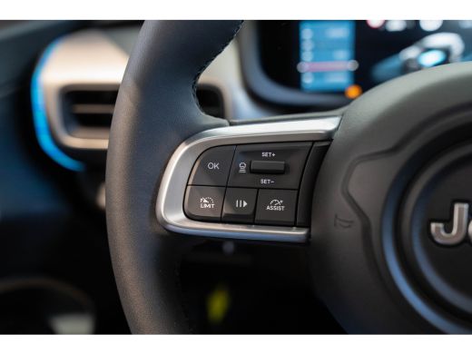 Jeep Avenger Summit 54 kWh | Tot 8 Jaar Garantie | Warmtepomp | Schuif-kanteldak | Navigatie | Stoelverwarming... ActivLease financial lease