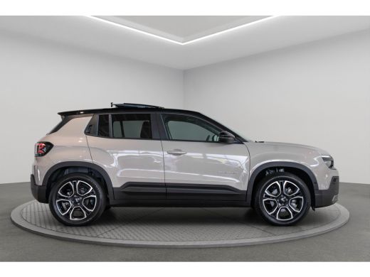 Jeep Avenger Summit 54 kWh | Tot 8 Jaar Garantie | Warmtepomp | Schuif-kanteldak | Navigatie | Stoelverwarming... ActivLease financial lease