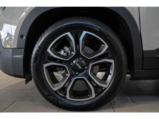 Jeep Avenger Summit 54 kWh | Tot 8 Jaar Garantie | Warmtepomp | Schuif-kanteldak | Navigatie | Stoelverwarming... ActivLease financial lease