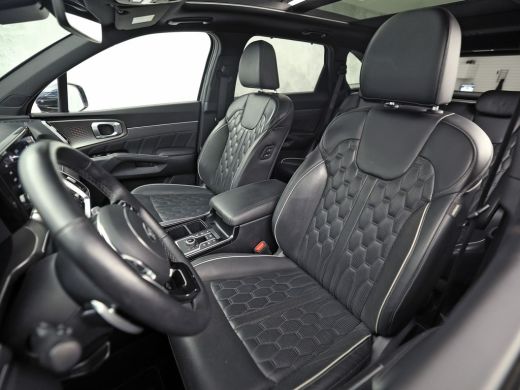 Kia Sorento 1.6 T-GDI Plug-in Hybrid 4WD ExecutiveLine 7 Persoons Automaat 265Pk (PANORAMADAK, SOH, 95,5%, GR... ActivLease financial lease