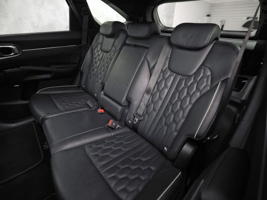 Kia Sorento 1.6 T-GDI Plug-in Hybrid 4WD ExecutiveLine 7 Persoons Automaat 265Pk (PANORAMADAK, SOH, 95,5%, GR... ActivLease financial lease