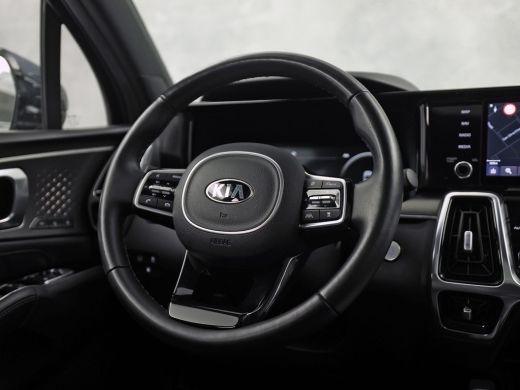 Kia Sorento 1.6 T-GDI Plug-in Hybrid 4WD ExecutiveLine 7 Persoons Automaat 265Pk (PANORAMADAK, SOH, 95,5%, GR... ActivLease financial lease