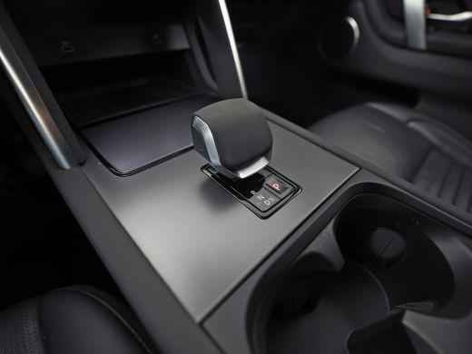 Land Rover Discovery Sport 1.5 P300E PHEV Dynamic S 4WD Automaat (FACELIFT, SOH 87,4%,VIRTUAL COCKPIT, APPLE CARPLAY, GROOT ... ActivLease financial lease