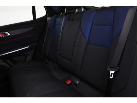 Lynk & Co 01 1.5 Donkere hemel!! ActivLease financial lease