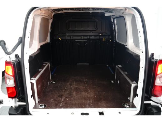 Opel Combo 1.5 BlueHDi 130 EAT8 S&S L1 | Achteruitrijcamera met 180&deg; Area view | Achteruitrijcamera met ge&iuml;n... ActivLease financial lease