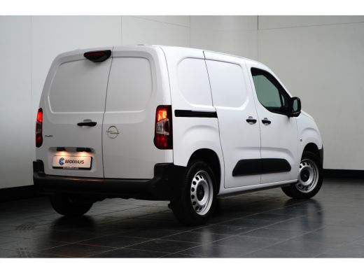 Opel Combo 1.5 BlueHDi 130 EAT8 S&S L1 | Achteruitrijcamera met 180&deg; Area view | Achteruitrijcamera met ge&iuml;n... ActivLease financial lease
