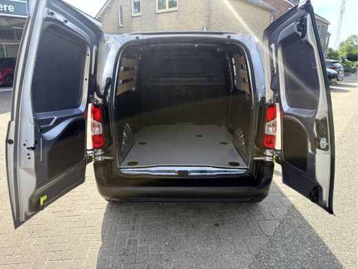 Opel Combo 1.5D 130pk Automaat Navi, App Connect ActivLease financial lease