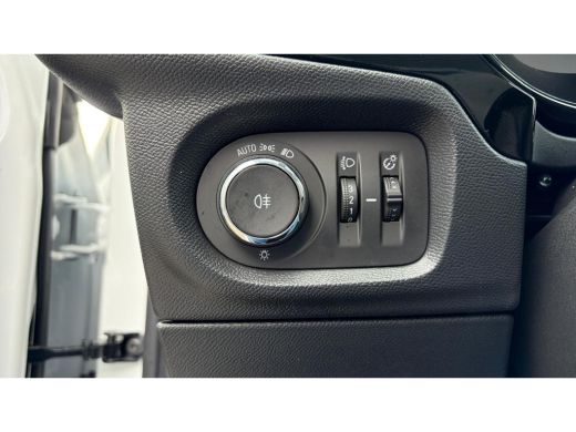 Opel Corsa-e Corsa-e 50KWH 136PK BUSINESS EDITION SOH 100% / NAVI / CLIMA / LED / PDC / CAMERA / KEYLESS / BLU... ActivLease financial lease