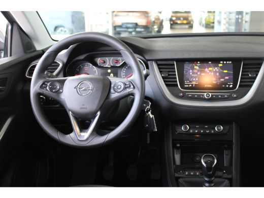Opel Grandland X 1.2 Turbo Online Edition | Parkeersensoren voor & achter | Navigatiesysteem | Apple carplay & And... ActivLease financial lease
