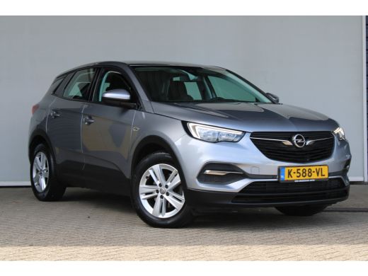 Opel Grandland X 1.2 Turbo Online Edition | Parkeersensoren voor & achter | Navigatiesysteem | Apple carplay & And... ActivLease financial lease
