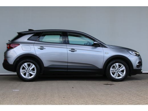 Opel Grandland X 1.2 Turbo Online Edition | Parkeersensoren voor & achter | Navigatiesysteem | Apple carplay & And... ActivLease financial lease