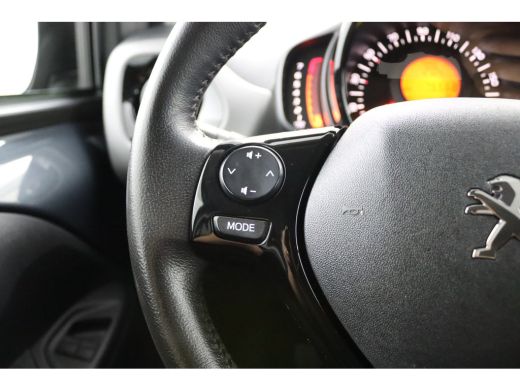 Peugeot 108 1.0 e-VTi Allure | Climate Control | CarPlay/Android Auto | Camera | Lichtmetalen Velgen | Metall... ActivLease financial lease