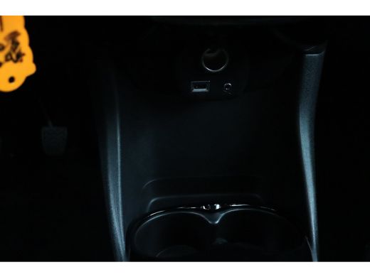 Peugeot 108 1.0 e-VTi Allure | Climate Control | CarPlay/Android Auto | Camera | Lichtmetalen Velgen | Metall... ActivLease financial lease