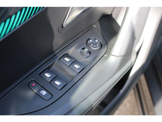 Peugeot 2008 1.2 PureTech 130pk EAT8 Allure Pack | Automaat | Navigatie | Camera | Apple carplay | NL auto | K... ActivLease financial lease