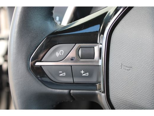 Peugeot 2008 1.2 PureTech 130pk EAT8 Allure Pack | Automaat | Navigatie | Camera | Apple carplay | NL auto | K... ActivLease financial lease