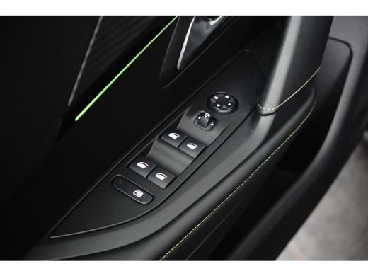 Peugeot 208 1.2 PureTech GT Pack | Navi | Alcantara | Verw. stoelen + Massage | Camera | Keyless | Ad. Cruise | ActivLease financial lease