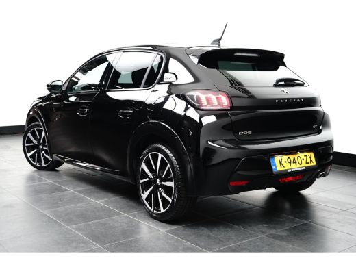 Peugeot 208 1.2 PureTech GT Pack | Navi | Alcantara | Verw. stoelen + Massage | Camera | Keyless | Ad. Cruise | ActivLease financial lease