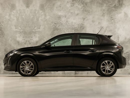 Peugeot 208 1.2 PureTech Sport Automaat (APPLE CARPLAY, KEYLESS, PARKEERSENSOREN, SPORTSTOELEN, CRUISE, LANE ... ActivLease financial lease