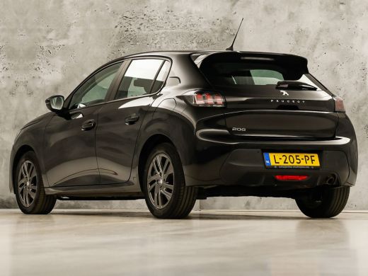 Peugeot 208 1.2 PureTech Sport Automaat (APPLE CARPLAY, KEYLESS, PARKEERSENSOREN, SPORTSTOELEN, CRUISE, LANE ... ActivLease financial lease