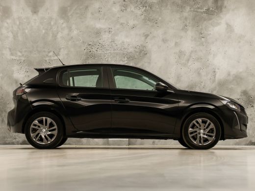 Peugeot 208 1.2 PureTech Sport Automaat (APPLE CARPLAY, KEYLESS, PARKEERSENSOREN, SPORTSTOELEN, CRUISE, LANE ... ActivLease financial lease