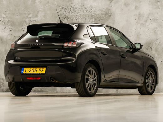 Peugeot 208 1.2 PureTech Sport Automaat (APPLE CARPLAY, KEYLESS, PARKEERSENSOREN, SPORTSTOELEN, CRUISE, LANE ... ActivLease financial lease