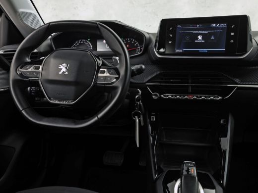 Peugeot 208 1.2 PureTech Sport Automaat (APPLE CARPLAY, KEYLESS, PARKEERSENSOREN, SPORTSTOELEN, CRUISE, LANE ... ActivLease financial lease