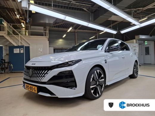 Peugeot 308 1.2 Hybrid 145 e-DCS6 GT | Panorama/schuifdak | Luxe stoelen | Focal | Trekhaak | Nieuw model | 5... ActivLease financial lease