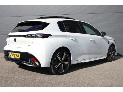 Peugeot 308 1.2 PureTech 130pk EAT8 GT | Automaat | Panorama/schuifdak | Focal | Navigatie | Camera voor + ac... ActivLease financial lease