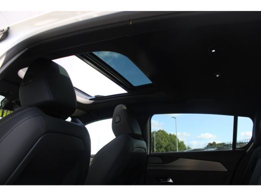 Peugeot 308 1.2 PureTech 130pk EAT8 GT | Automaat | Panorama/schuifdak | Focal | Navigatie | Camera voor + ac... ActivLease financial lease