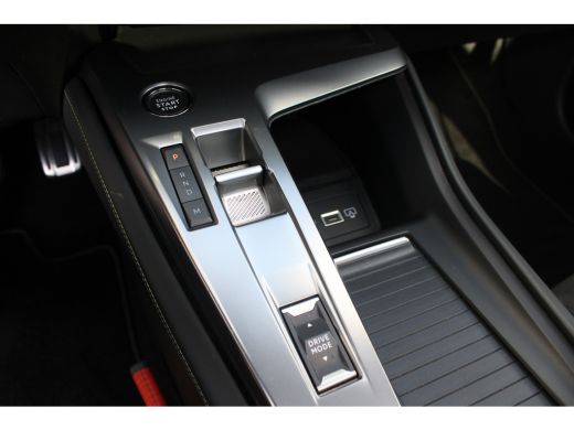 Peugeot 308 1.2 PureTech 130pk EAT8 GT | Automaat | Panorama/schuifdak | Focal | Navigatie | Camera voor + ac... ActivLease financial lease