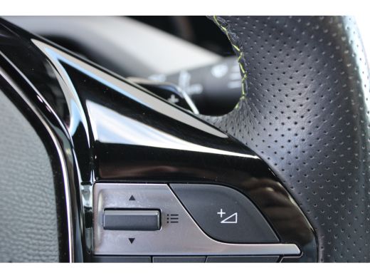 Peugeot 308 1.2 PureTech 130pk EAT8 GT | Automaat | Panorama/schuifdak | Focal | Navigatie | Camera voor + ac... ActivLease financial lease