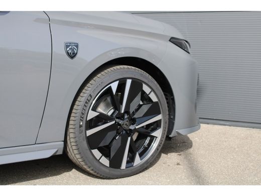 Peugeot 308 SW 1.6 Plug-in Hybrid 195pk GT | Automaat | Panorama/schuifdak | Navigatie | Camera | Trekhaak | ... ActivLease financial lease