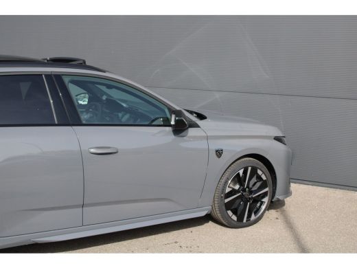Peugeot 308 SW 1.6 Plug-in Hybrid 195pk GT | Automaat | Panorama/schuifdak | Navigatie | Camera | Trekhaak | ... ActivLease financial lease