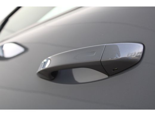 Peugeot 308 SW 1.6 Plug-in Hybrid 195pk GT | Automaat | Panorama/schuifdak | Navigatie | Camera | Trekhaak | ... ActivLease financial lease