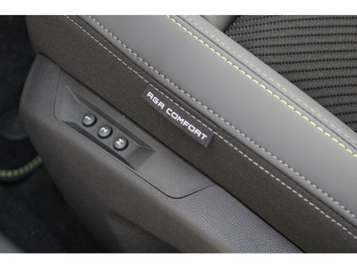 Peugeot 308 SW 1.6 Plug-in Hybrid 195pk GT | Automaat | Panorama/schuifdak | Navigatie | Camera | Trekhaak | ... ActivLease financial lease