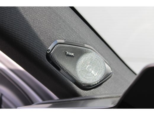 Peugeot 308 SW 1.6 Plug-in Hybrid 195pk GT | Automaat | Panorama/schuifdak | Navigatie | Camera | Trekhaak | ... ActivLease financial lease
