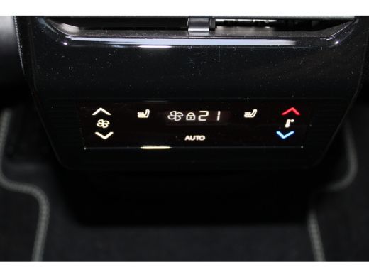 Peugeot 5008 1.2 Hybrid 145 GT | Automaat | Navigatie | Camera | Panorama/schuifdak | Massage | Alcantara | ActivLease financial lease