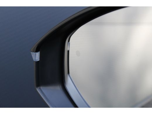 Peugeot 5008 1.2 Hybrid 145 GT | Automaat | Navigatie | Camera | Panorama/schuifdak | Massage | Alcantara | ActivLease financial lease