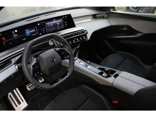 Peugeot 5008 1.2 Hybrid 145 GT | Automaat | Navigatie | Camera | Panorama/schuifdak | Massage | Alcantara | ActivLease financial lease