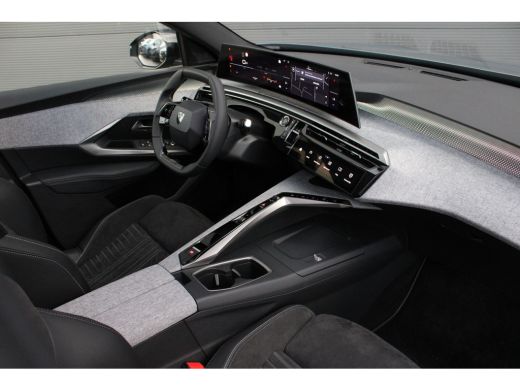 Peugeot 5008 1.2 Hybrid 145 GT | Automaat | Navigatie | Camera | Panorama/schuifdak | Massage | Alcantara | ActivLease financial lease