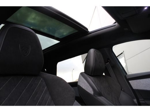 Peugeot 5008 1.2 Hybrid 145 GT | Automaat | Navigatie | Camera | Panorama/schuifdak | Massage | Alcantara | ActivLease financial lease